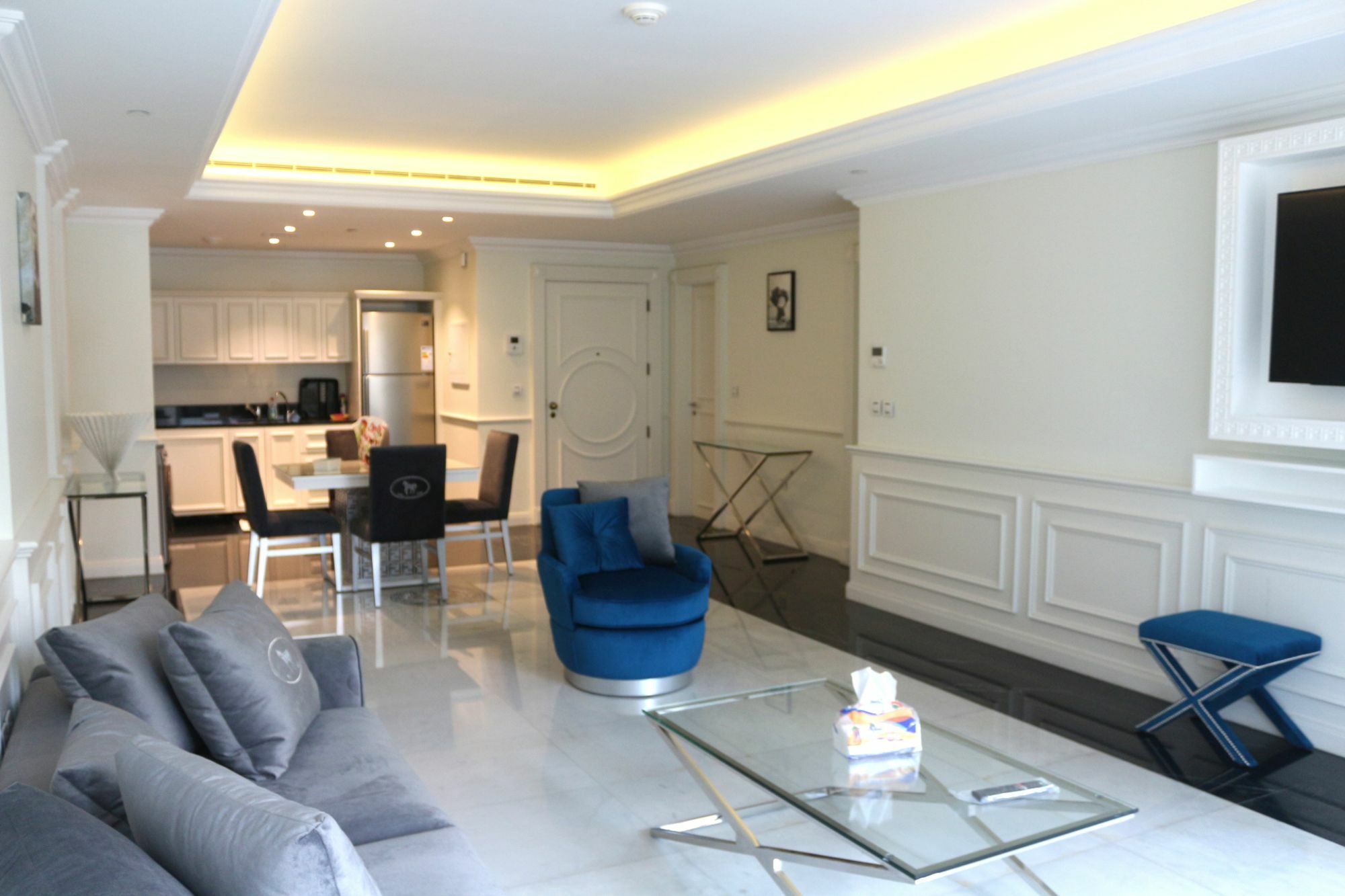 Versace Furnished Apartment Beirut Exterior photo